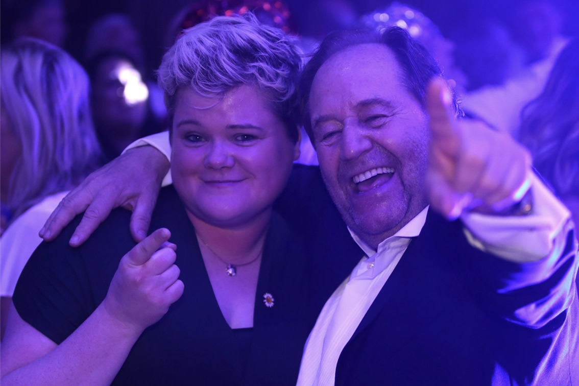 Daisy Ball - Kris Turnbull Event